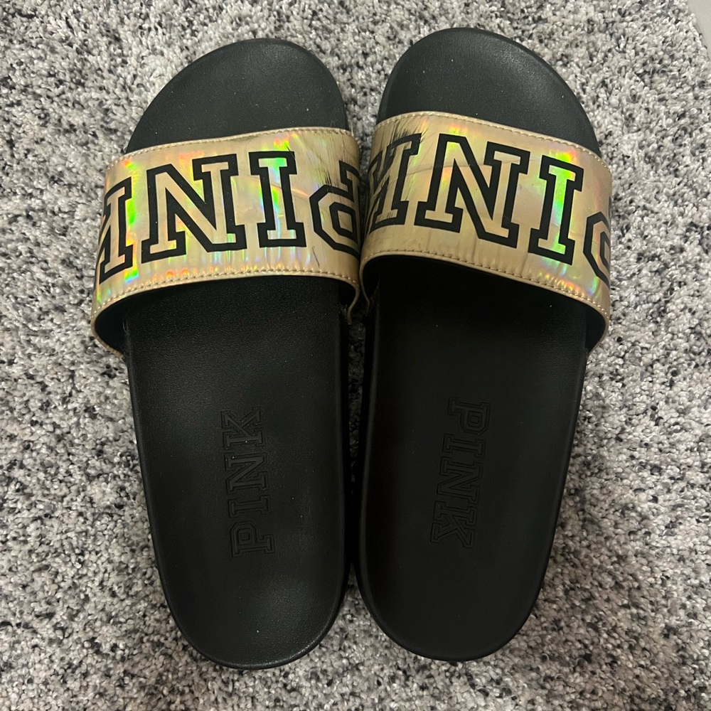 size 9 ‘pink’ slides